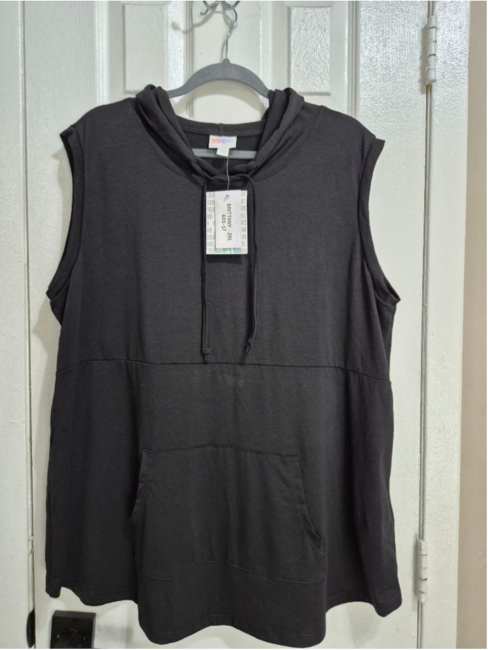 Women's LuLaRoe Black Brittany Sleeveless Hoodie 2XL